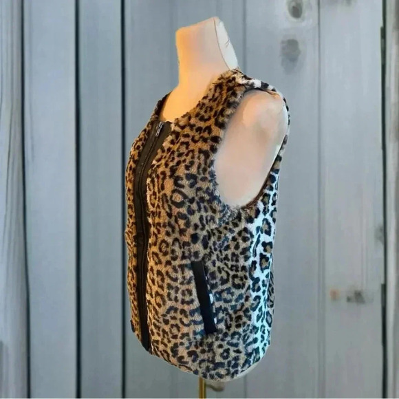 PROMESA Women’s Animal Print Vest Sz Small Full Zip Sleeveless Pockets Faux Fur - Picture 5 of 10